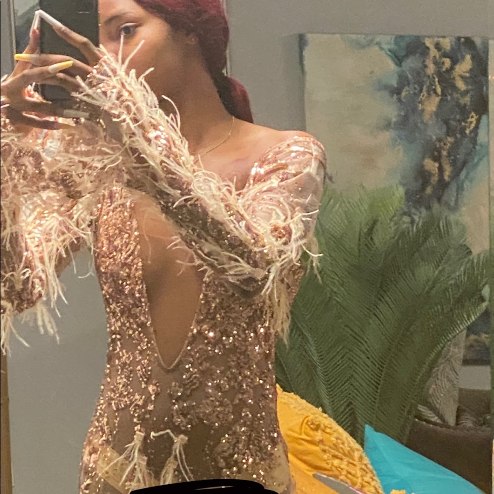 NEVER WORN PROM DRESS